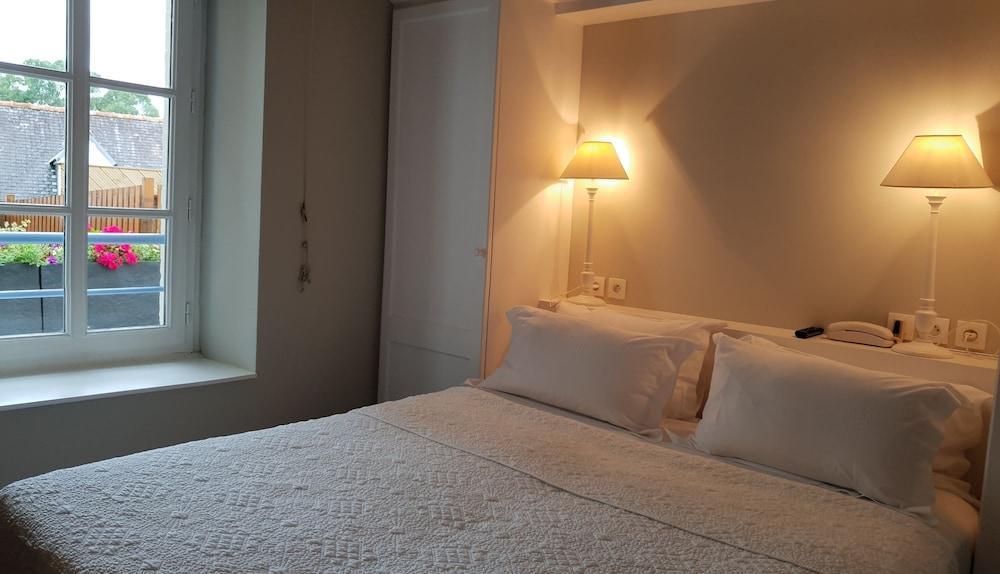 Le Grand Hotel Des Bains & Spa - Bretagne Locquirec Bagian luar foto